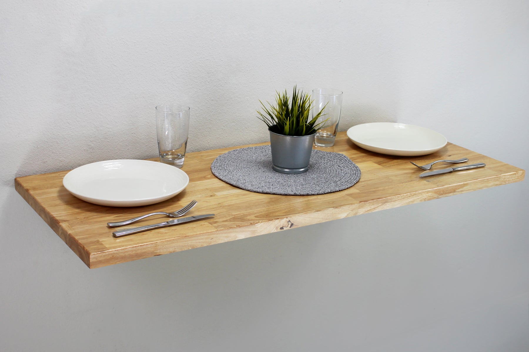 folding workbench with plates and utensils